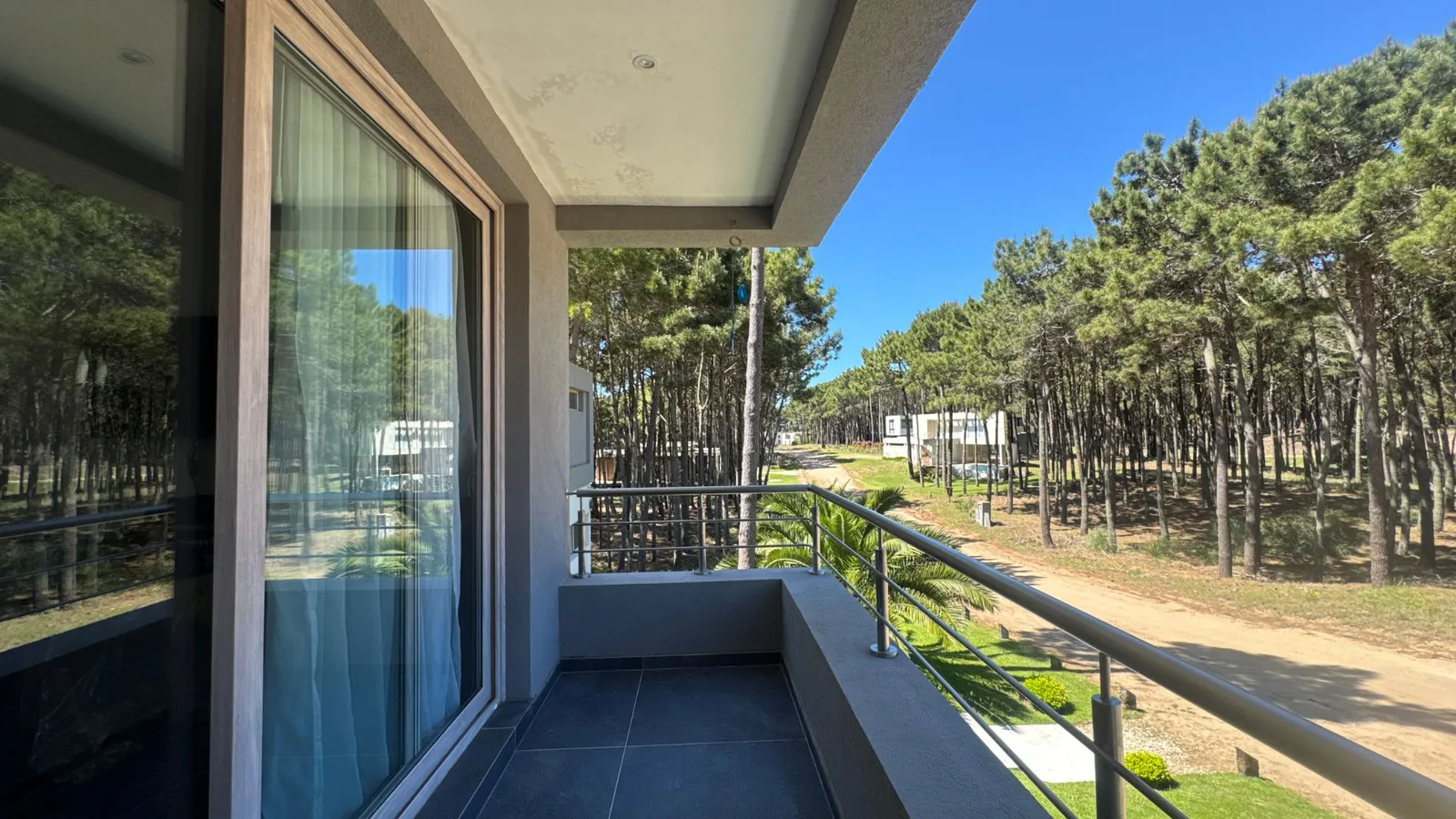 Brisas, a trescientos metros del mar — foto 26