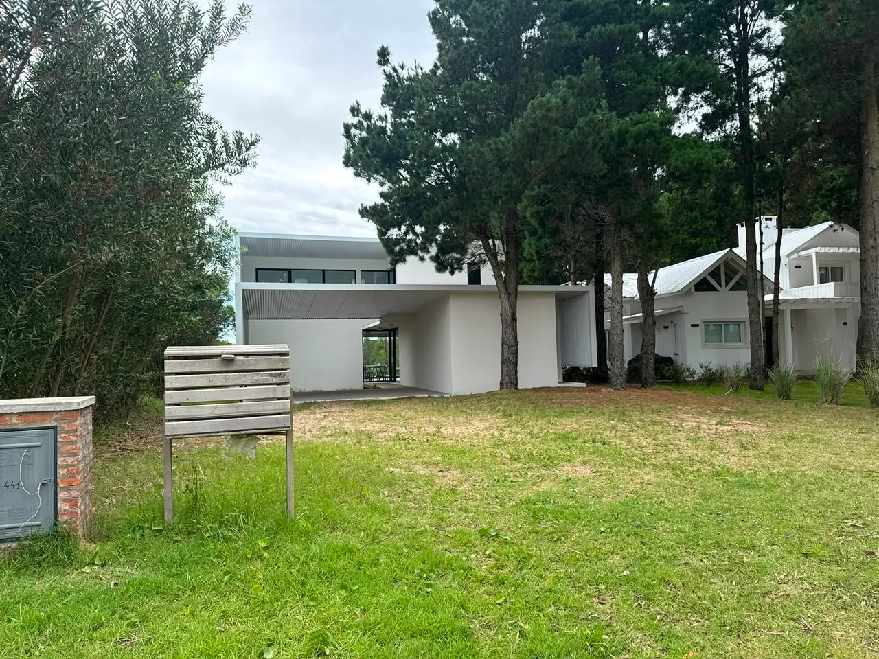 Senderos IV — arquitectura que enmarca el paisaje — foto 31